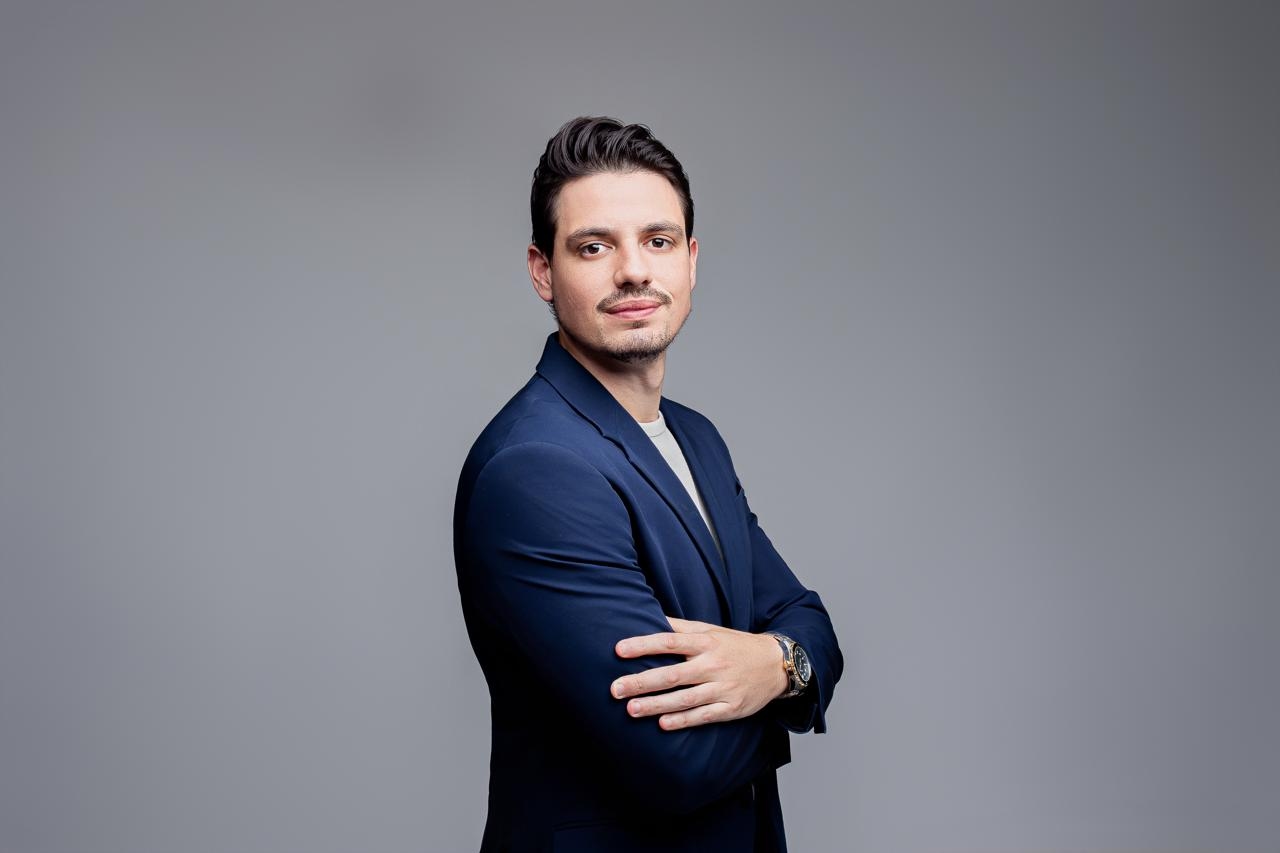 Dr. Felipe Bertucci